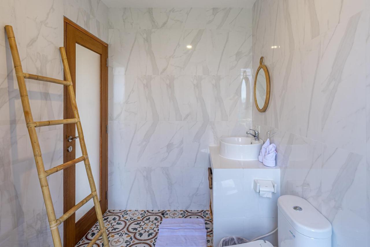 Kasmaran Bali Guest House Munggu Exterior photo